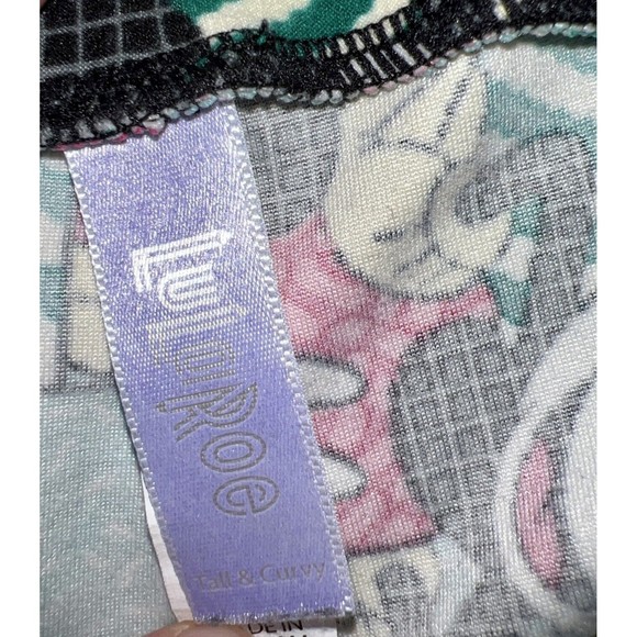 LuLaRoe Leggings Tall &‎ Curvy Disney Mickey Mouse Soft Brand New with Tags - Picture 4 of 5